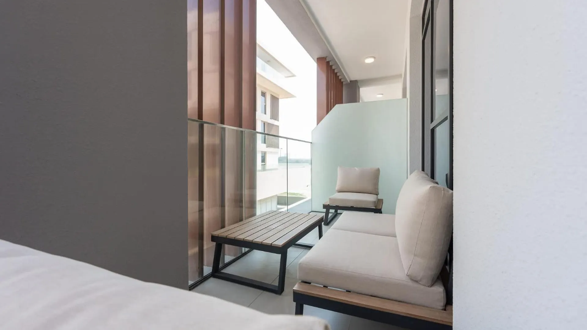 Contemporary 2Br In Azizi Greenfield - Meydan Dubaj